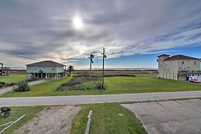 Ocean View & Grill: Crystal Beach Bungalow!