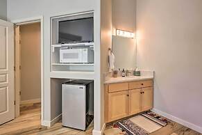 Bend Townhome w/ Golf Course Views & Private Deck!