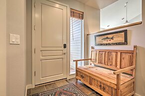 Bend Townhome w/ Golf Course Views & Private Deck!