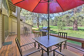 Bend Townhome w/ Golf Course Views & Private Deck!