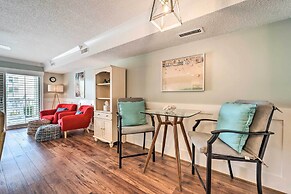 Bright Carolina Beach Condo - Walk to Shore!