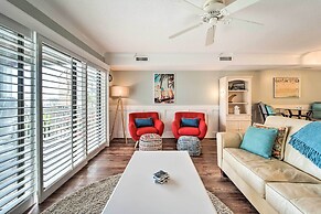 Bright Carolina Beach Condo - Walk to Shore!