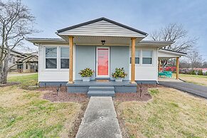 Charming Cave City Vacation Rental w/ Fire Pit!