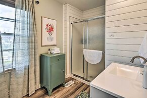 Charming Cave City Vacation Rental w/ Fire Pit!