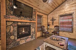 Cabin w/ Hot Tub - Near Broken Bow Lake & Hiking!