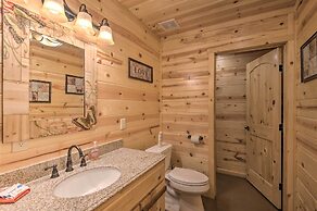 Cabin w/ Hot Tub - Near Broken Bow Lake & Hiking!