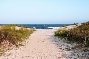 Walk to Beach: Coastal Brigantine Condo w/ Patio!