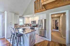 Bright Green Gables Cabin: Hike, Swim & BBQ