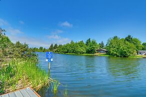 'canal Cottage' Retreat w/ Dock & Waterfront Views