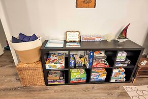 'canal Cottage' Retreat w/ Dock & Waterfront Views