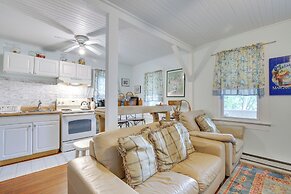 Charming Danbury Cottage w/ Lake Kenosia Access!