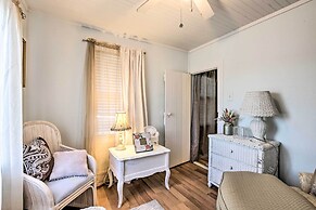 Charming Danbury Cottage w/ Lake Kenosia Access!