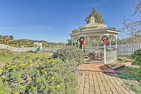 Garden, Gazebo & Fire Pit: Fallbrook Home!