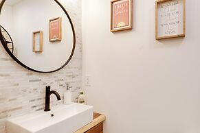 Clam Lake Vacation Rental w/ Deck & Shared Dock!