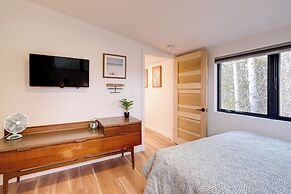 Clam Lake Vacation Rental w/ Deck & Shared Dock!