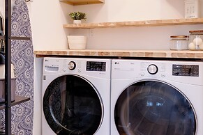 Clam Lake Vacation Rental w/ Deck & Shared Dock!