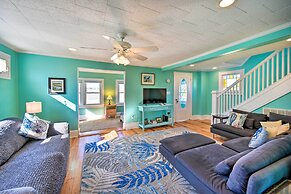 Chincoteague House w/ Enclosed Porch + Deck