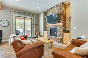 Convenient Fraser Townhome w/ Hot Tub, Near Hikes!