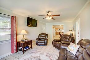 Coastal Long Beach Rental w/ Patio, Walk to Beach!