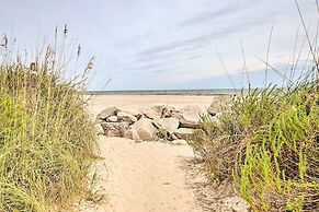 Coastal Condo w/ Pool Access - Steps to Beach