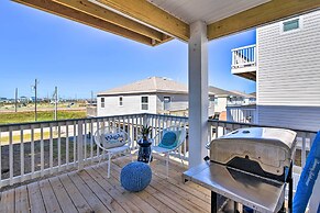 1 Min Walk to Beach: A Surfside Beach Favorite!