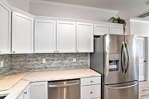 1 Min Walk to Beach: A Surfside Beach Favorite!