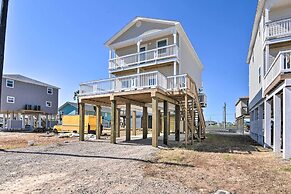 1 Min Walk to Beach: A Surfside Beach Favorite!