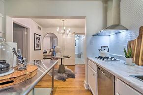 Charming Little Rock Condo: Walk to Downtown!