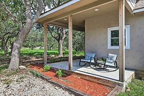 Cozy Spring Branch Cottage in Hill Country!
