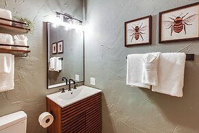 Cozy Red River Getaway - Walk to Main Street