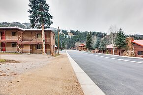 Cozy Red River Getaway - Walk to Main Street