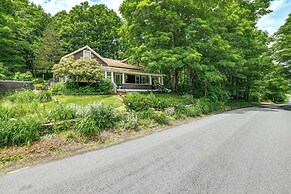 Cozy Catskills Vacation Rental With Deck!