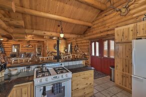 Exquisite Log Home With Lander Valley Views!