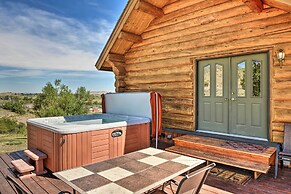 Exquisite Log Home With Lander Valley Views!