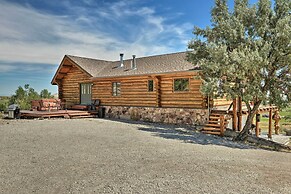 Exquisite Log Home With Lander Valley Views!
