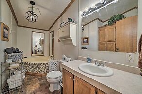 Cozy Hale Home Between Long & Loon Lakes!