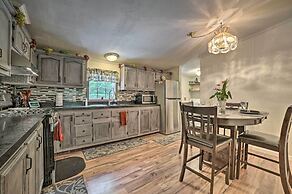 Cozy Hale Home Between Long & Loon Lakes!