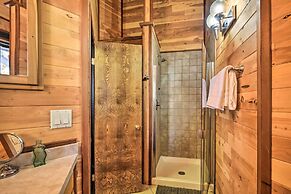 Cozy 'grand Woodland' Cabin w/ Mountain Views