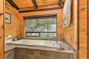 Cozy 'grand Woodland' Cabin w/ Mountain Views