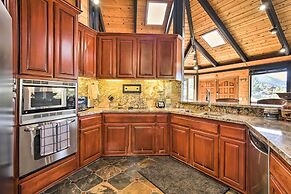 Cozy 'grand Woodland' Cabin w/ Mountain Views