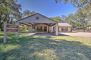 Glen Rose Ranch House - Walk to Downtown!
