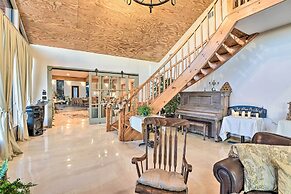 Banquet Hall & Pool: Expansive Forestburg Ranch!