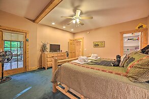 Dog-friendly Gaylord Retreat < 8 Mi to Town!