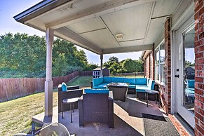 Claremore Getaway ~ 2 Mi to Historic District