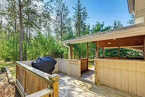 Walk to Castle Rock County Park: Rustic Cabin
