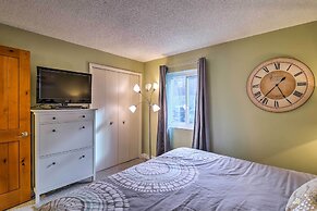 Walk to Slopes: Dtwn Breckenridge Condo on Main St