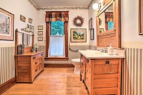 Historic Gaylord Home in Heart of Downtown!