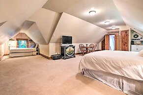 Historic Gaylord Home in Heart of Downtown!