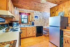 Cozy Appalachian Getaway: 5 Mi to Prospect Peak!