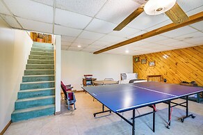 Cozy Appalachian Getaway: 5 Mi to Prospect Peak!